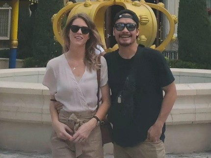 5 Potret Randy Pangalila & Istri Bule Rayakan Wedding Anniversary Ke-5