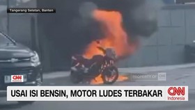 VIDEO: Usai Isi Bensin, Motor Ludes Terbakar