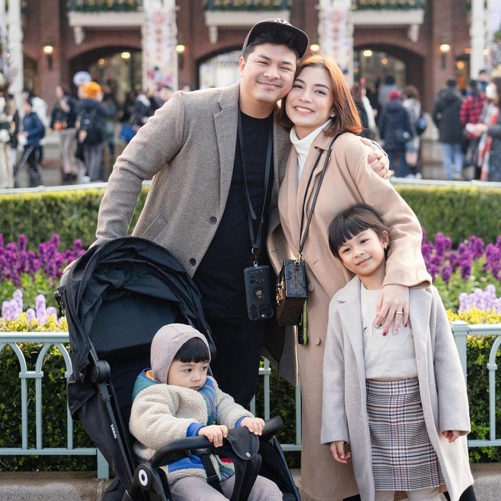 <p>Chelsea Olivia menikah dengan Glenn Alinskie pada tahun 2015, Bunda. Dari pernikahan ini, keduanya pun dikaruniai dua orang anak. (Foto: instagram: @glennalinskie)</p>