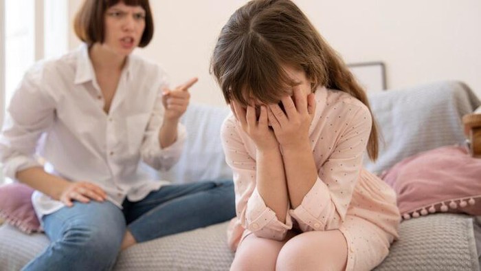 img-title 5 Alasan Mengapa Orangtua Kerap Emosi saat Anak Sering Berulah