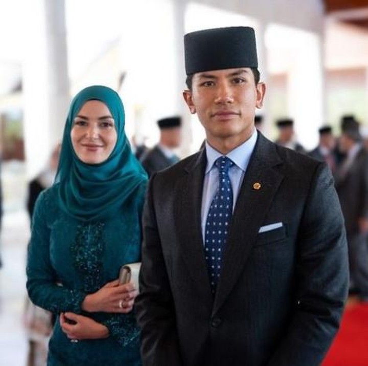 <p>Manis, ya? Kita doakan, semoga rumah tangga mereka langgeng dan dilimpahi kebahagiaan. (Foto: dok. Instagram @tmski)</p>