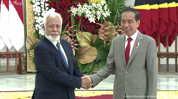 Foto: Presiden Joko Widodo (Jokowi) menyambut kunjungan kenegaraan Perdana Menteri Republik Demokratik Timor Leste Xanana Gusmao Upacara penyambutan dilakukan di Istana Bogor, Jumat (26/1/2024). (Tangkapan Layar Youtube Sekretariat Presiden)