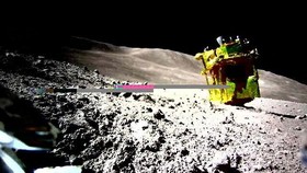 Wahana Antariksa Jepang Pulih Setelah 9 Hari 'Nyungsep' di Bulan