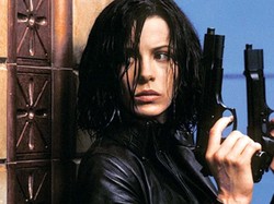 Sinopsis Underworld: Potret Konflik Abadi Vampir dan Manusia Serigala
