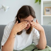 Penyebab Mata Lelah Sepanjang Hari dan Cara Mengatasinya