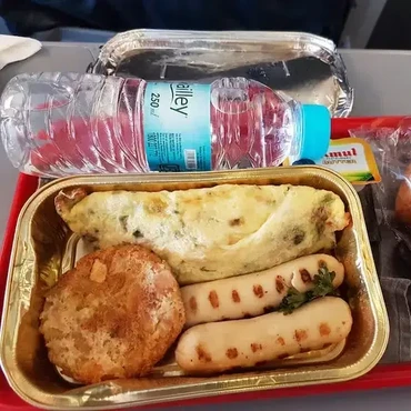 20 Maskapai Dunia dengan Makanan Paling Enak, Ada dari Indonesia?