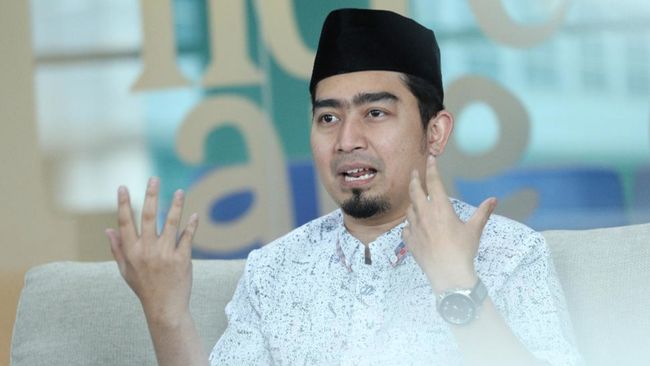 Ustaz Solmed merespons putusan Ahmad Al-Misry alias SAM yang sudah ditetapkan sebagai tersangka dalam kasus dugaan pencabulan.