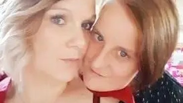 Sosok Ibu Lesbian Tega Tinggalkan Anak yang Masih Kecil selama 2 Tahun di Apartemen