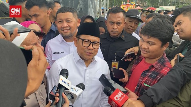 Ketua Umum PKB Muhaimin Iskandar mengatakan Bupati Sidoarjo Ahmad Muhdlor Ali tidak mengikuti perintah partai sehingga otomatis bukan lagi berstatus kader.