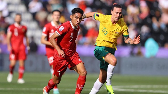 Bintang timnas Australia Jackson Irvine khawatir dengan perkembangan yang diperlihatkan Timnas Indonesia jelang duel Kualifikasi Piala Dunia 2026.