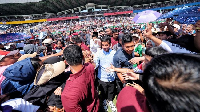 Prabowo-Gibran menggelar kampanye akbar bertajuk kirab kebangsaan di Semarang, Jawa Tengah, Minggu (28/1).