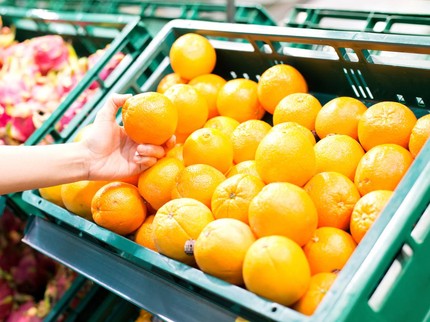 Serbu Transmart Full Day Fresh Hari Ini! Diskon Ayam Broiler hingga Jeruk Ponkam
