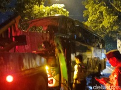 Sederet Fakta Kecelakaan Maut Bus vs Truk di Gresik Tewaskan 5 Orang