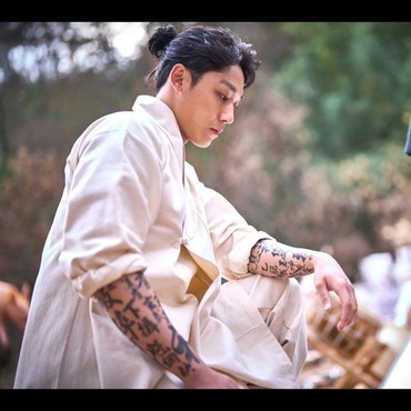 Sutradara Bongkar Alasan Pilih Lee Do Hyun di 'EXHUMA'