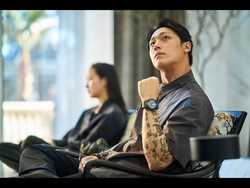 Penampilan Lee Do Hyun Jadi Dukun di 'Exhuma', Badan Dipenuhi Tato