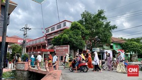 Pesantren, Jejaring Politik Kiai Jawa Timur dan Pilpres 2024
