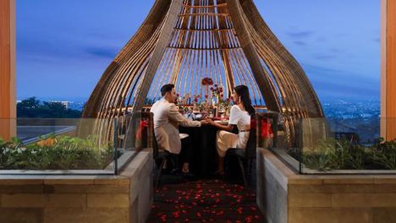 Padma Hotel Semarang, sebagai unit hotel terbaru dari brand Padma Hotels, menyediakan kemewahan khas Padma Hotels