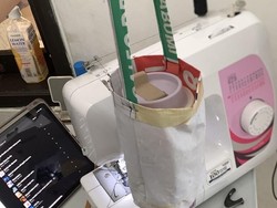 Aksi Saling Sukabumi, Sulap APK yang Dipaku di Pohon Jadi Tas