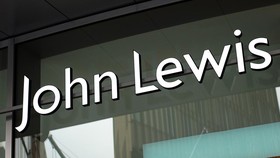 Peritel John Lewis Bakal PHK 11 Ribu Karyawan di Inggris