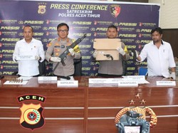 Warga Aceh Timur Serahkan 2 Senjata Sisa Konflik-19 Amunisi ke Polisi