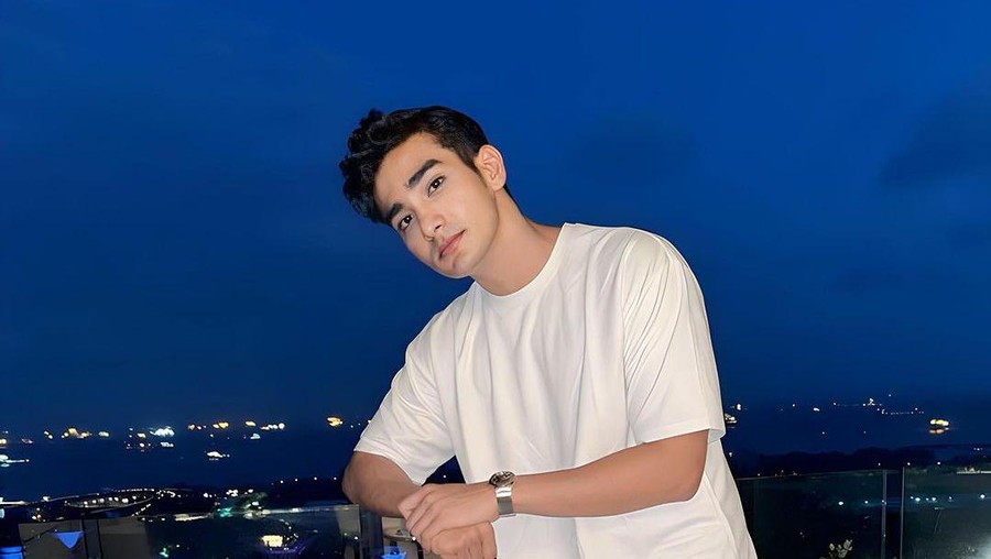Mahdy Reza Potret Mahdy Reza