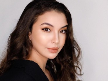 Terpopuler: Manohara Putus Kontak dengan Ibunda hingga Eks Srimulat Jadi Badut