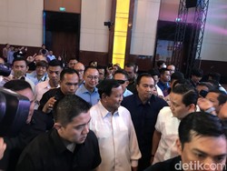 Prabowo Hadiri Diskusi Industri Keuangan dan Pasar Modal Bareng Relawan