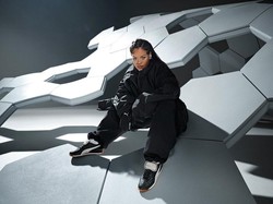 Lirik Lagu Live Your Live - T.I feat. Rihanna