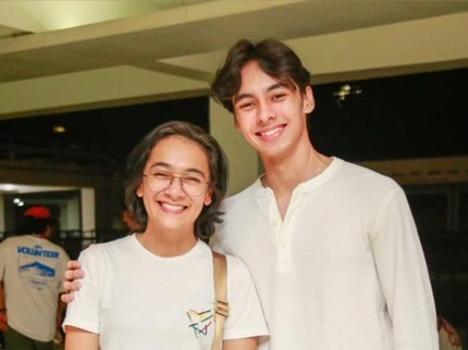 5 Potret Ananda Lontoh Bareng Sang Putra, Fattah Syach yang Ikuti Jejak di Dunia Akting