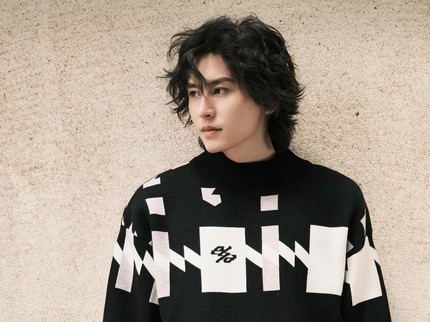 5 Potret Zhang Zehan Aktor Drama China Masuk Daftar Pria Tertampan Dunia