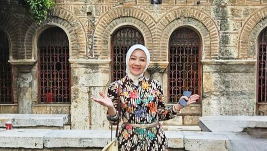 Atalia Praratya Atalia Praratya