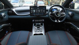 5 Fitur Gimmick yang Bikin Mobil Listrik BYD Atto 3 Unik