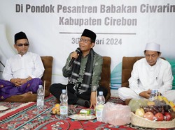 Mahfud Diterima Jadi Keluarga Besar Ponpes Babakan Ciwaringin Cirebon