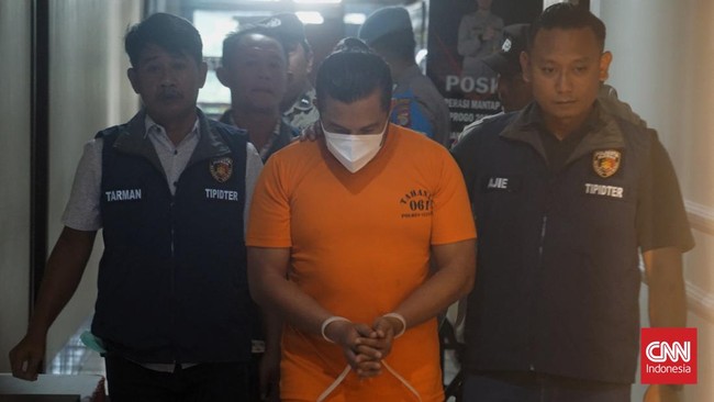 Drama Elwizan Aminuddin, tersangka kasus dokter gadungan yang kelabui delapan klub Liga Indonesia dan Timnas Indonesia U-19 dituntaskan jajaran Polresta Sleman.
