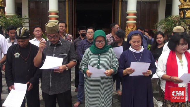 Forum Kerukunan Umat Beragama (FKUB) Jawa Tengah meminta tidak ada yang menggunakan politik identitas di sisa masa kampanye Pemilu dan Pilpres 2024.