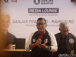 Jokowi Makan Bakso Bareng Prabowo, Hasto: Maunya Jagung tapi Nggak Tumbuh