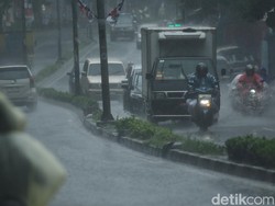 Update Peringatan Dini BMKG: Makassar Hujan Sedang-Lebat hingga Pukul 15.00 Wita