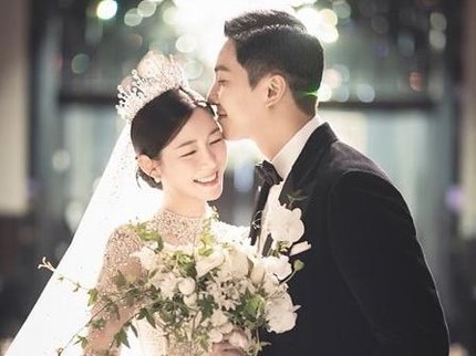 Selamat! Pasangan Lee Seung Gi & Lee Da In Sambut Kelahiran Anak Pertama