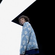 Intip Koleksi Kolaborasi Levi's x Gundam, Hadirkan Outfit Statement khas Animasi Jepang