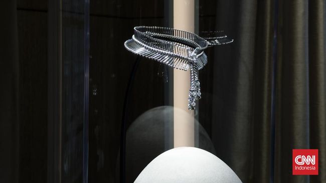 Di dunia haute joaillerie yang megah, Louis Vuitton sekali lagi menjadi pusat perhatian dengan koleksi High Jewelry terbarunya, Deep Time Chapter II.
