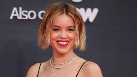 Milly Alcock Resmi Jadi Supergirl dalam DCU Era James Gunn