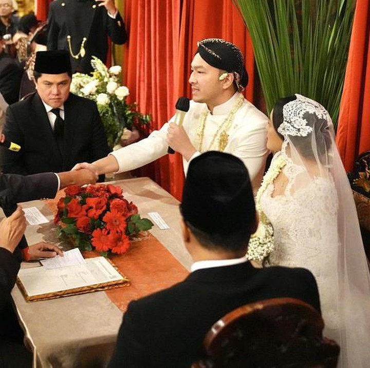 <p>Nadia diketahui melangsungkan pernikahan di Tugu Kunstring Paleis, pada Minggu (28/1/2024). (Foto: Instagram@sorayahaque)</p>