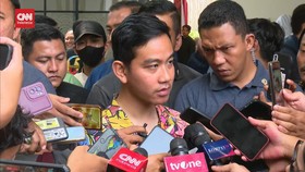 VIDEO:Prabowo-Jokowi Ngebakso Bareng, Gibran: Gak Tau, Saya Gak Diajak