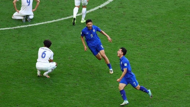 Pelatih Thailand, Masatada Ishii mengungkapkan kesedihannya melihat Tim Gajah Perang tersingkir di Piala Asia.