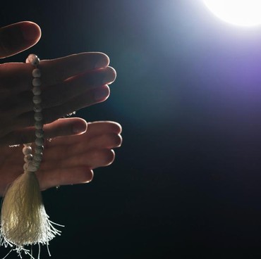 Bacaan Zikir Petang Menjelang Berbuka yang Dianjurkan