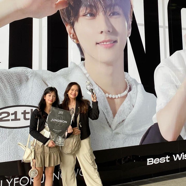 <p>Tak hanya Ersa, ternyata banyak pula netizen yang juga melakukan girls trip bersama anak perempuannya nih, Bunda. Mereka pun turut membagikan kisahnya bersama sang anak. (Foto: Instagram: @ersamayori)</p>