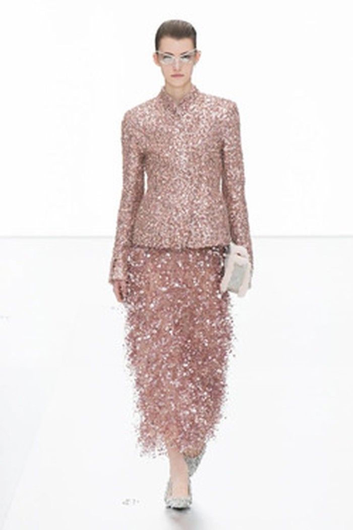 6 Koleksi Haute Couture 2024 dengan Pengerjaan Tersulit