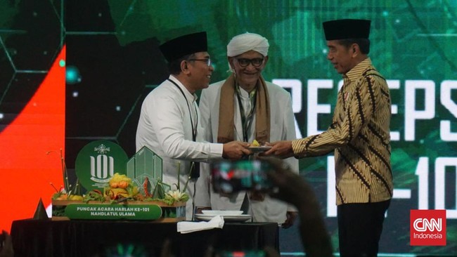 Ketum PBNU dan Rais Aam PBNU berjamu ke Jokowi di Istana Kepresidenan Jakarta pada Rabu petang ini.