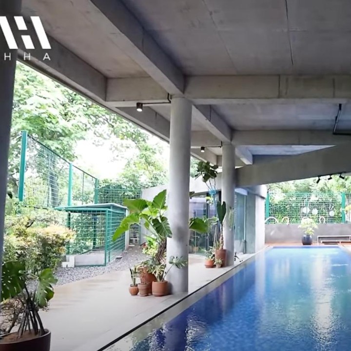 <p>Hunian tersebut memiliki luas mencapai 1000 meter persegi dari total luas tanah 6.400. Luar biasa, bukan?(Foto: YouTube AH)<br /><br /><br /></p>