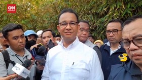 VIDEO: Anies: Bansos Diberikan Tak Sesuai Tanggal Kebutuhan Rakyat